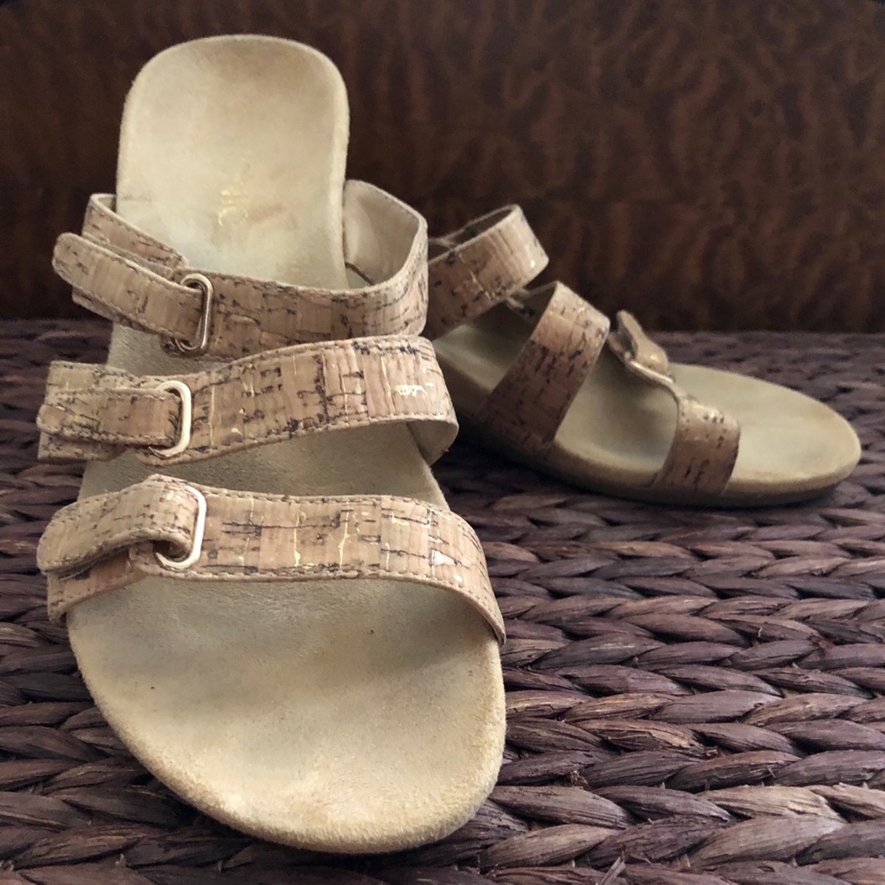 Vionic Adjustable Wedges - image 1